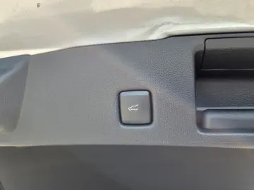 FORD Kuga ST-Line X Pano AHK 1.Hand Kamera LEDs