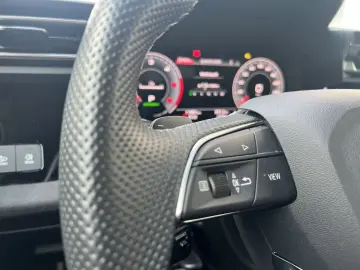 AUDI A3 allstreet 35 TDI Matrix Navi Leder HuD Kamera