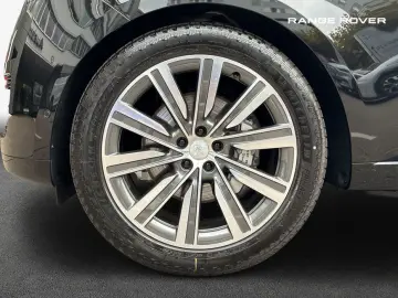 LAND ROVER Range Rover P460e Hybrid HSE