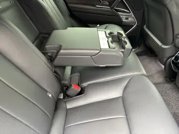 LAND ROVER Range Rover P460e Hybrid HSE