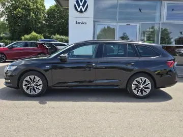 SKODA Octavia Combi 2.0 TDI DSG Ambition VIRTUAL-COCKP