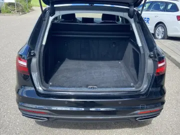 AUDI A4 Avant 35 2.0 TFSI S-tronic 17  NAVI LED DAB S