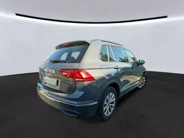 VW Tiguan 2.0 TDI Life Navi LED KAMERA ACC DSG