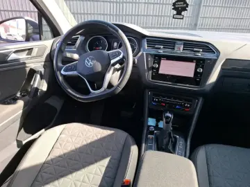 VW Tiguan 2.0 TDI Life Navi LED KAMERA ACC DSG