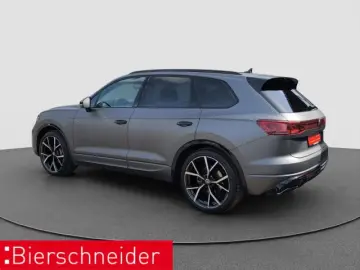 VW Touareg 3.0 TDI R-Line Black AHK STAND HUD 22