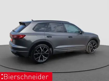VW Touareg 3.0 TDI R-Line Black AHK STAND HUD 22