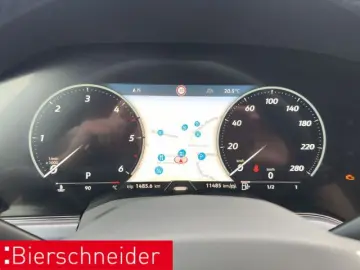 VW Touareg 3.0 TDI R-Line Black AHK STAND HUD 22