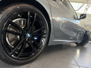 BMW 320i M Sport Pro DA ACC PA H K HuD AHK 19  LMR