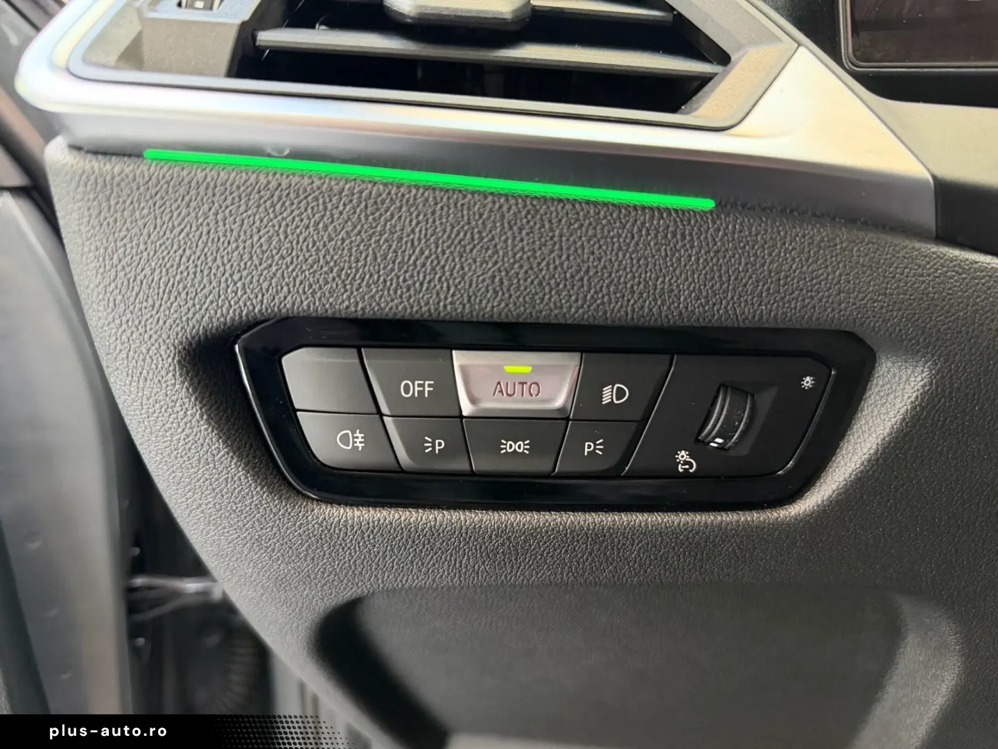 BMW 320i M Sport Pro DA ACC PA H K HuD AHK 19  LMR