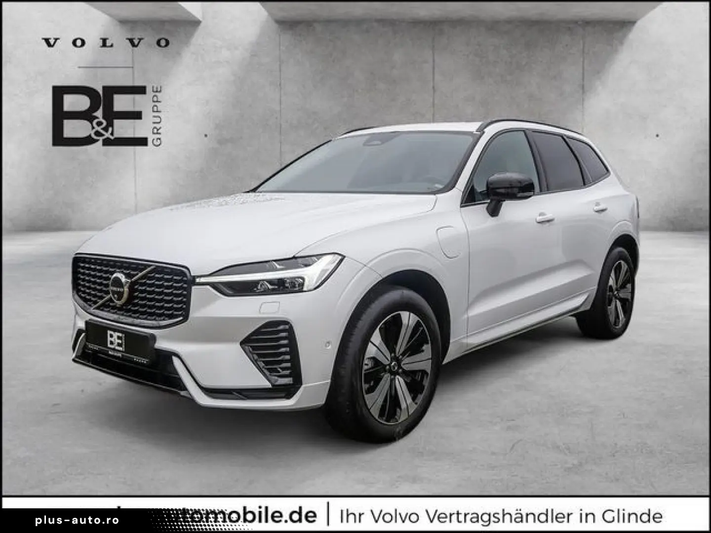 VOLVO XC60 T6 Plus Dark Recharge Plug-In Hybrid AWD