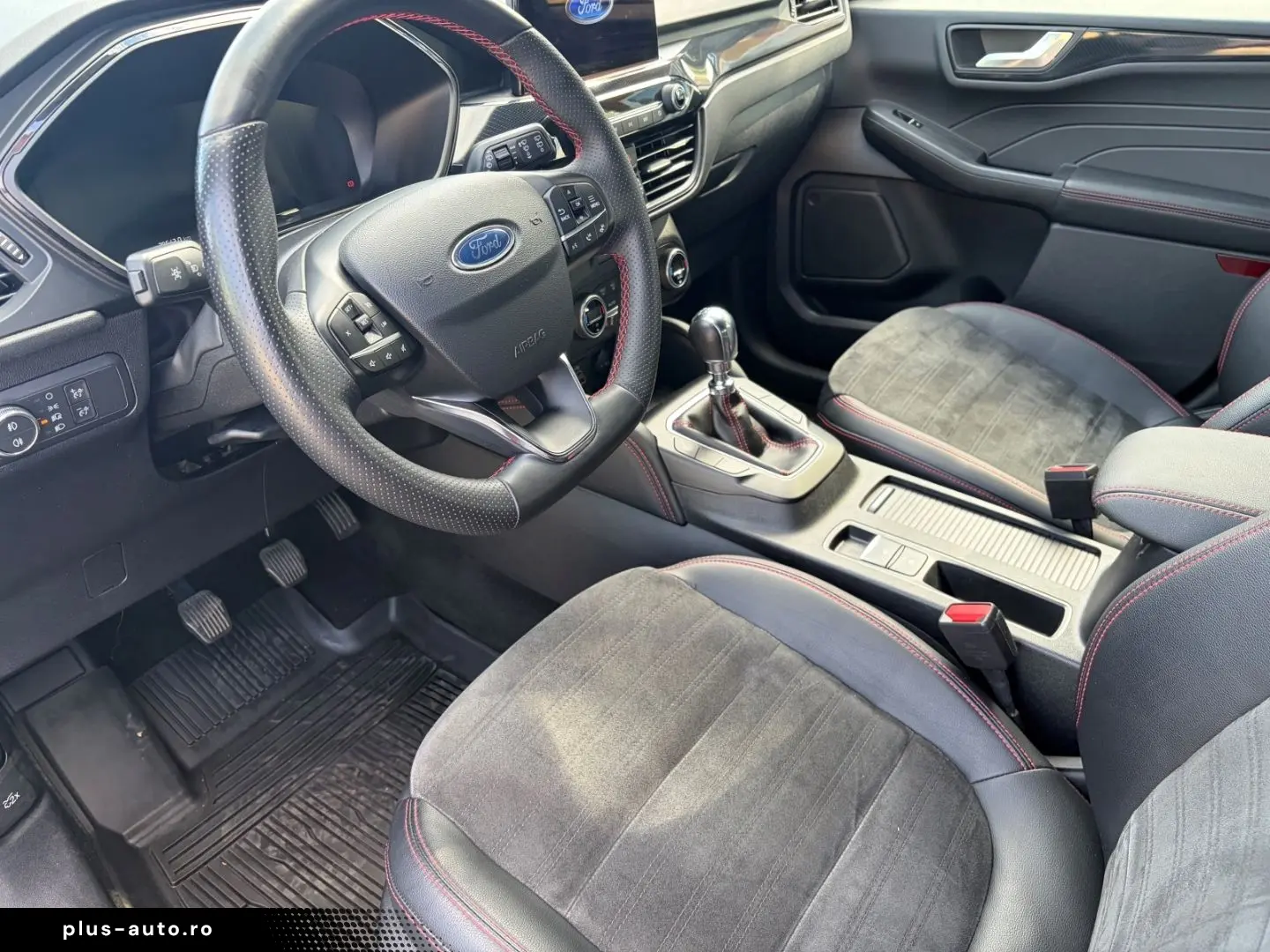 FORD Kuga 2.0 EcoBlue Hybrid ST-Line X LED AHK