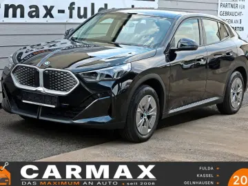 BMW iX2 20 eDrive Navi LED SH Kamera Ausparkassist