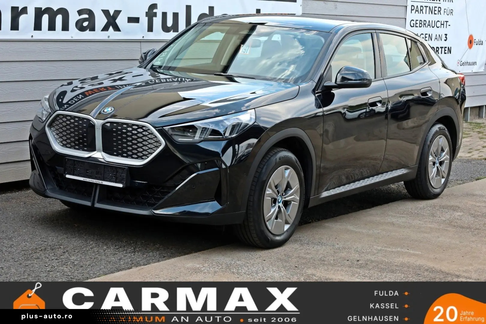 BMW iX2 20 eDrive Navi LED SH Kamera Ausparkassist
