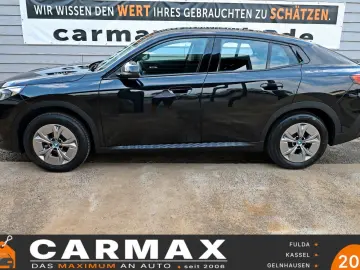BMW iX2 20 eDrive Navi LED SH Kamera Ausparkassist