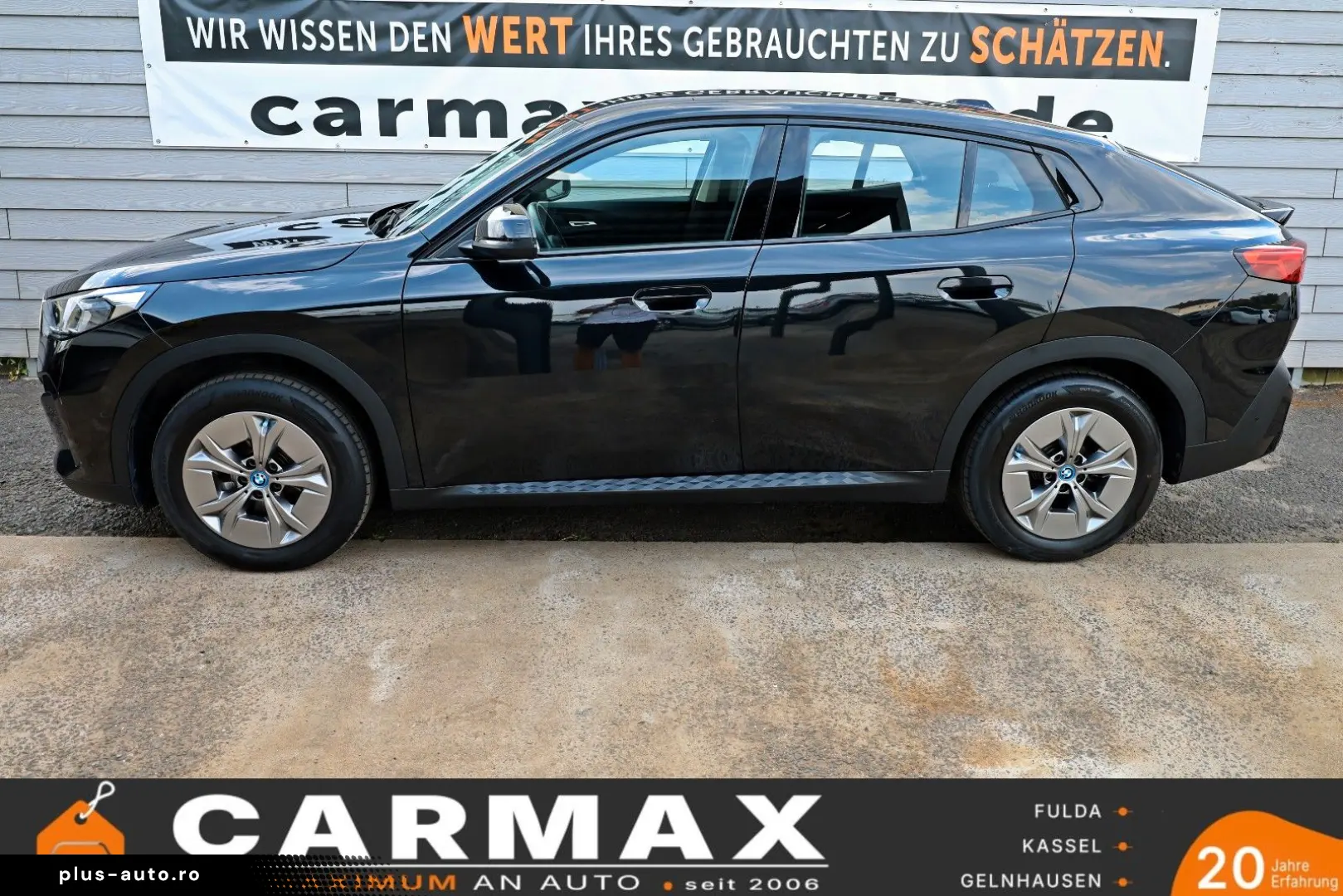 BMW iX2 20 eDrive Navi LED SH Kamera Ausparkassist