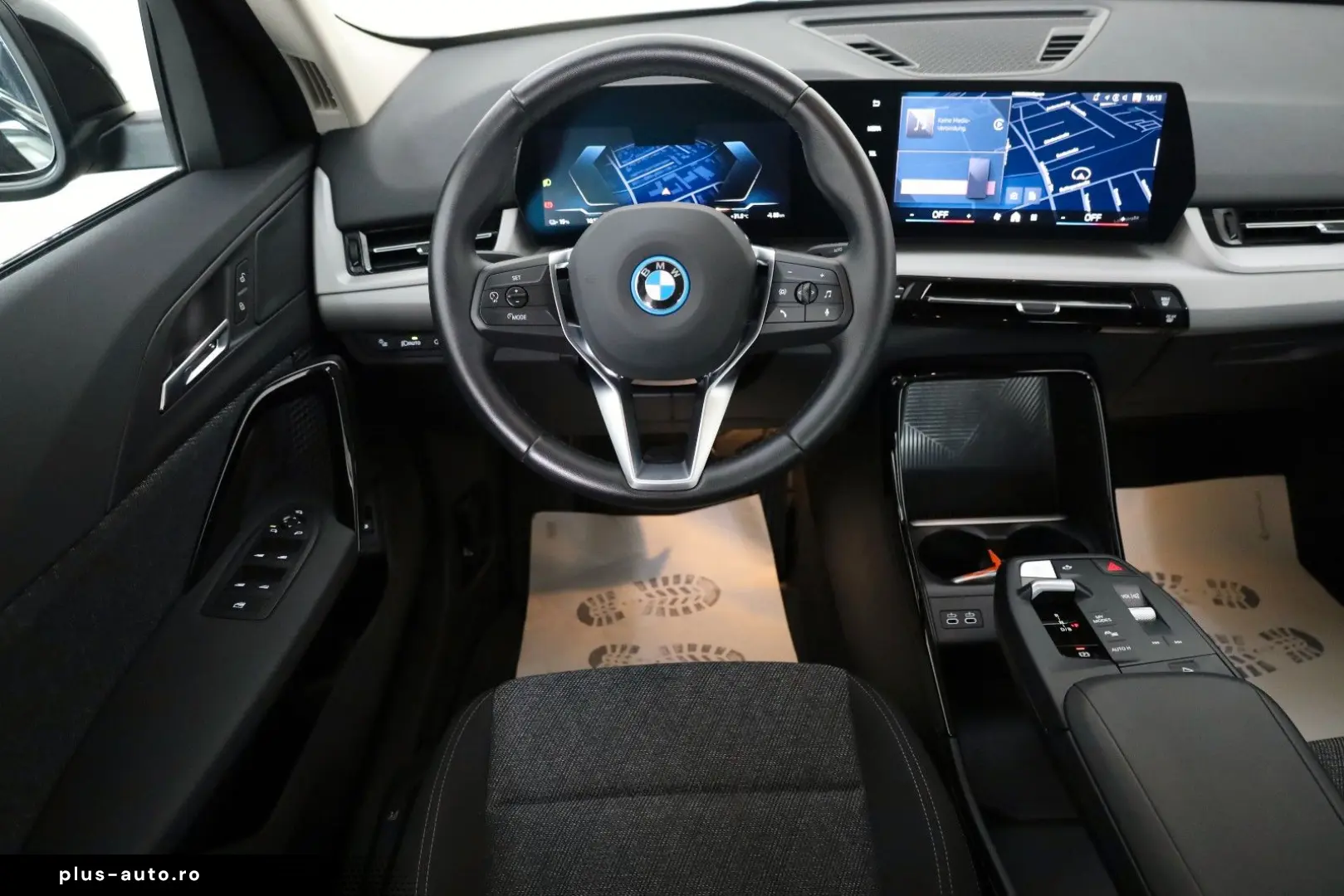 BMW iX2 20 eDrive Navi LED SH Kamera Ausparkassist