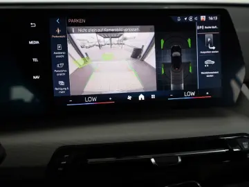 BMW iX2 20 eDrive Navi LED SH Kamera Ausparkassist