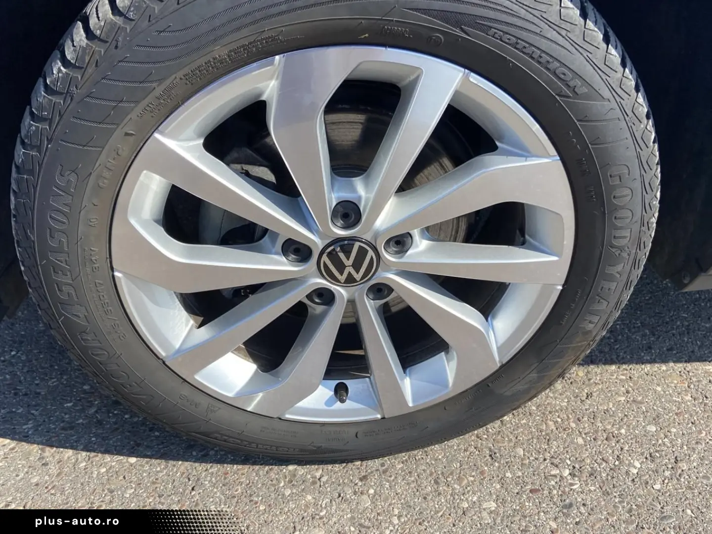 VW T-Roc 1.5 TSI Style GARANTIE AHK PANORAMA APP-CO