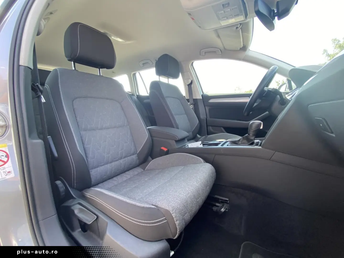 VW Passat Variant 2.0 TDI DSG BUSINESS APP-CONNECT