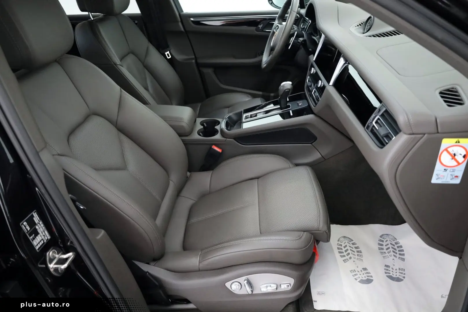 PORSCHE Macan S Leder Navi PCM LED Memorysit. ACC AHK.el