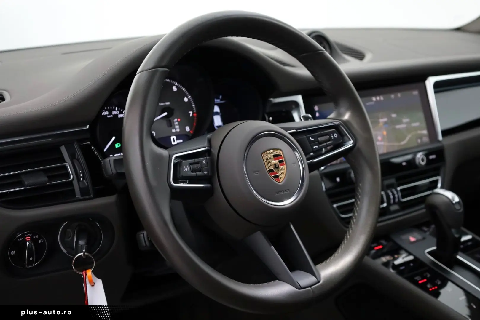 PORSCHE Macan S Leder Navi PCM LED Memorysit. ACC AHK.el
