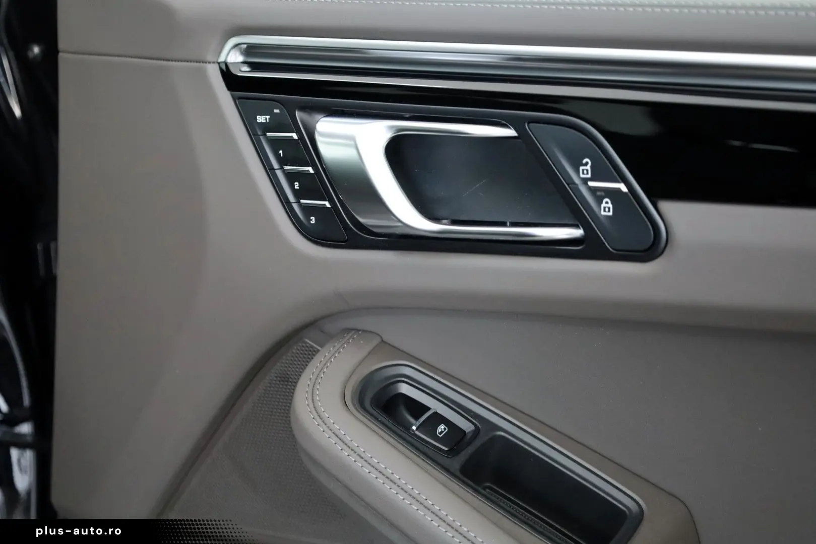PORSCHE Macan S Leder Navi PCM LED Memorysit. ACC AHK.el