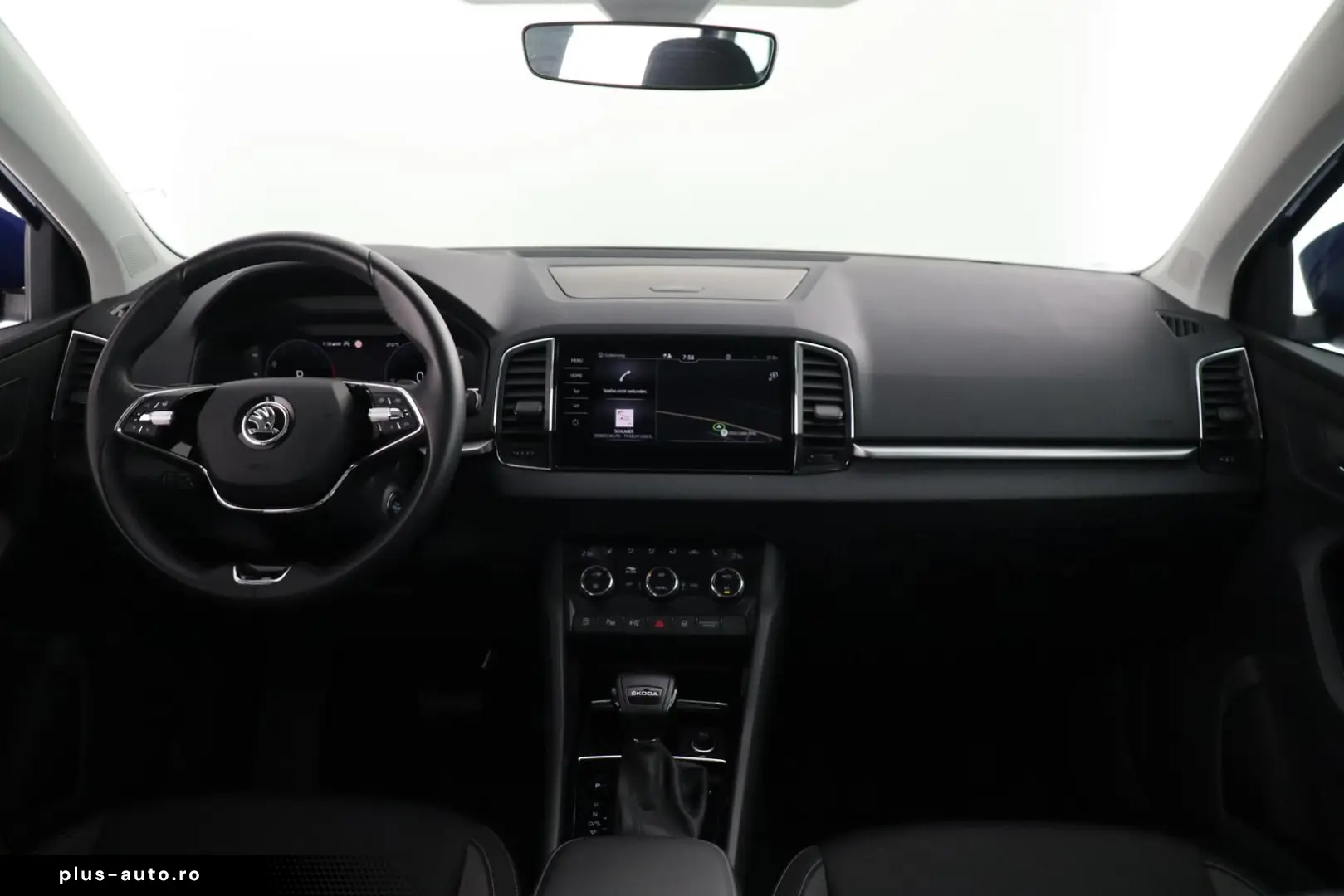 SKODA KAROQ TOUR 1.5TSI DSG PANORAMADACH 360 KAMERA