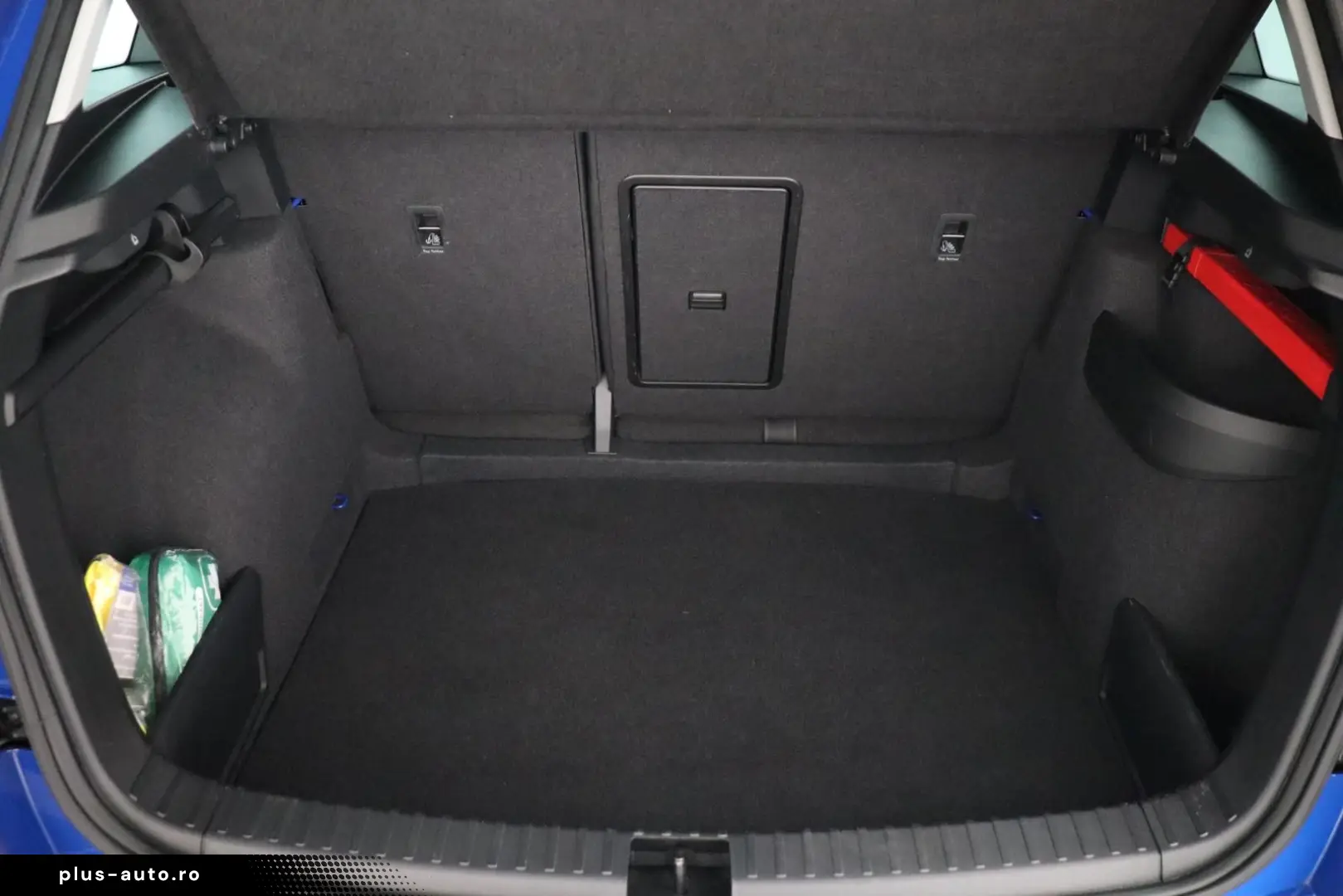SKODA KAROQ TOUR 1.5TSI DSG PANORAMADACH 360 KAMERA