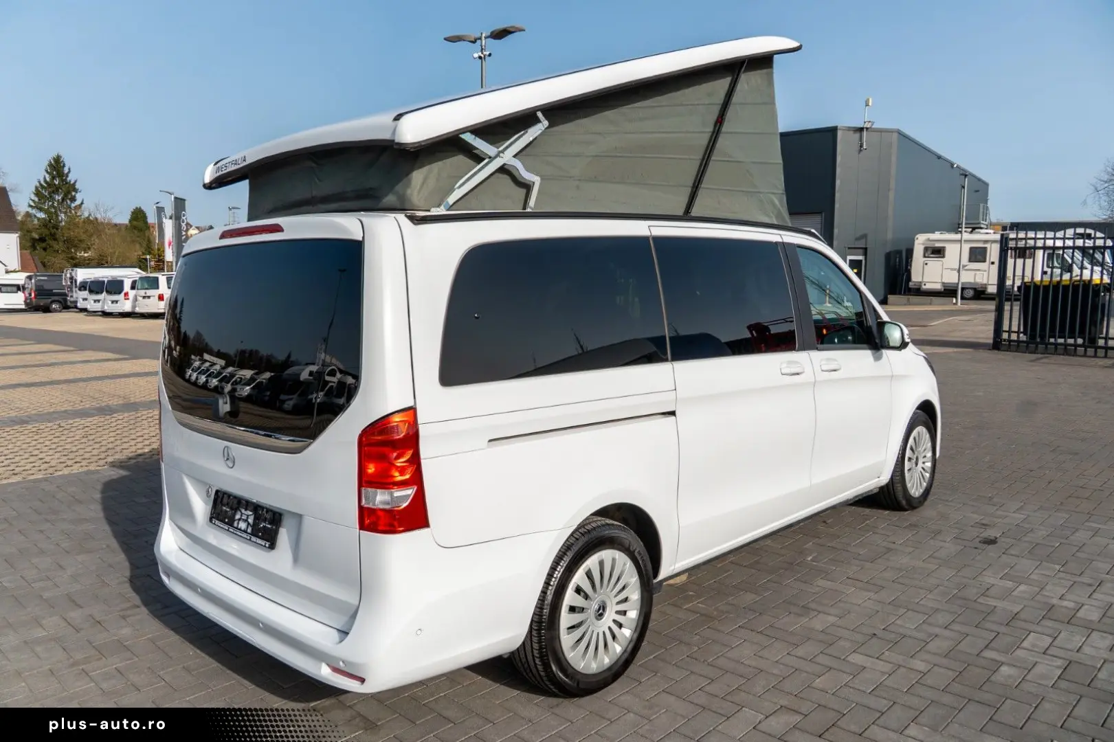 MERCEDES-BENZ Marco Polo V250CDI  Navi Küche 190PS