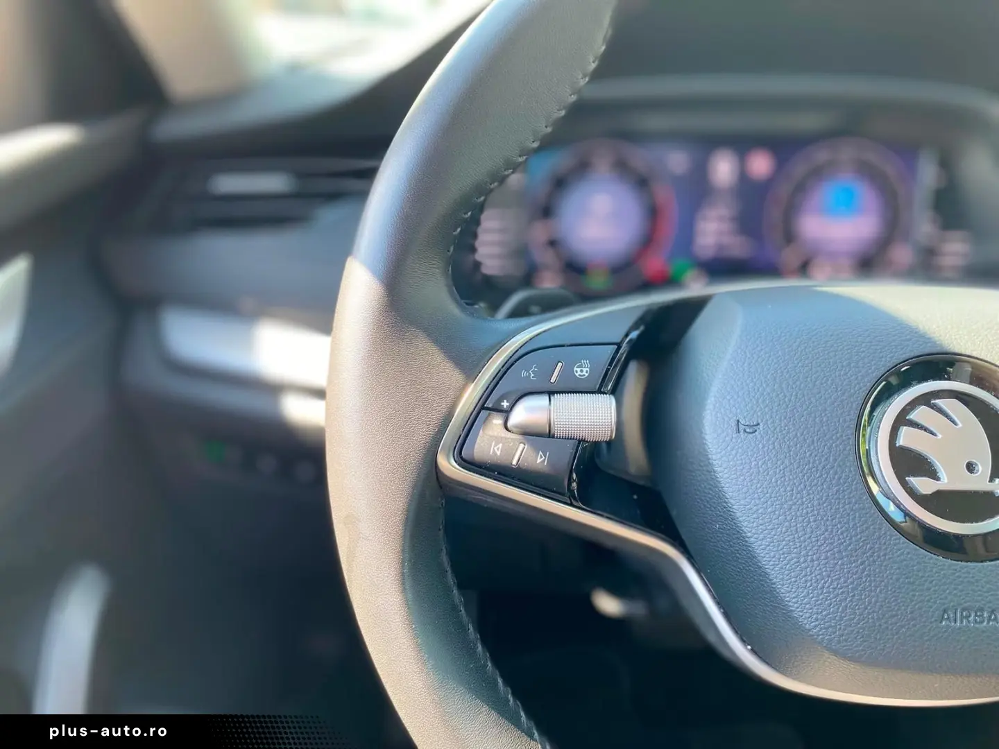SKODA OCTAVIA SELECTION 1.5TSI mHEV NAVI MATRIX-LED