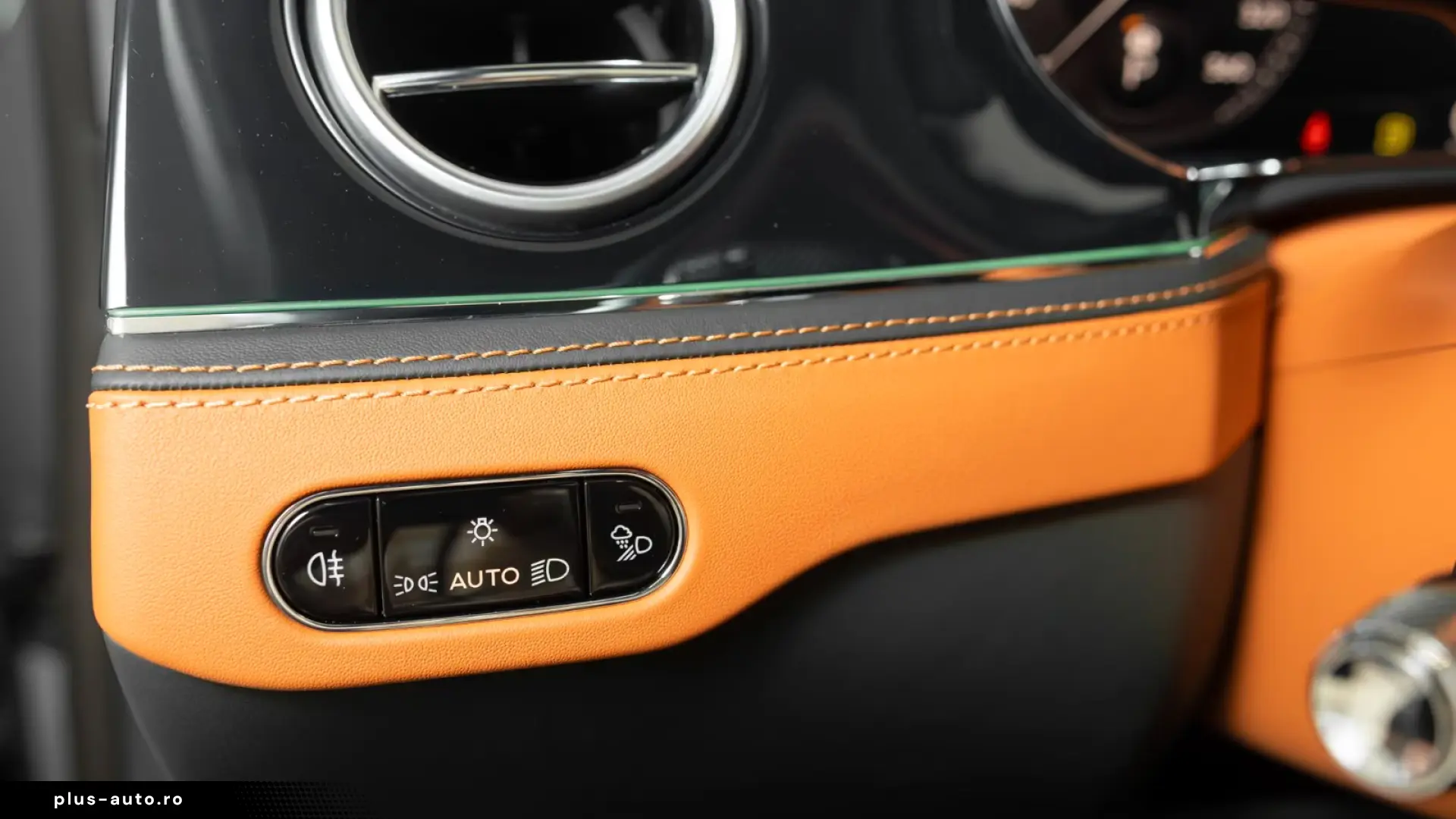 Bentley Flying Spur S V8 - Naim  Diamond Quilting
