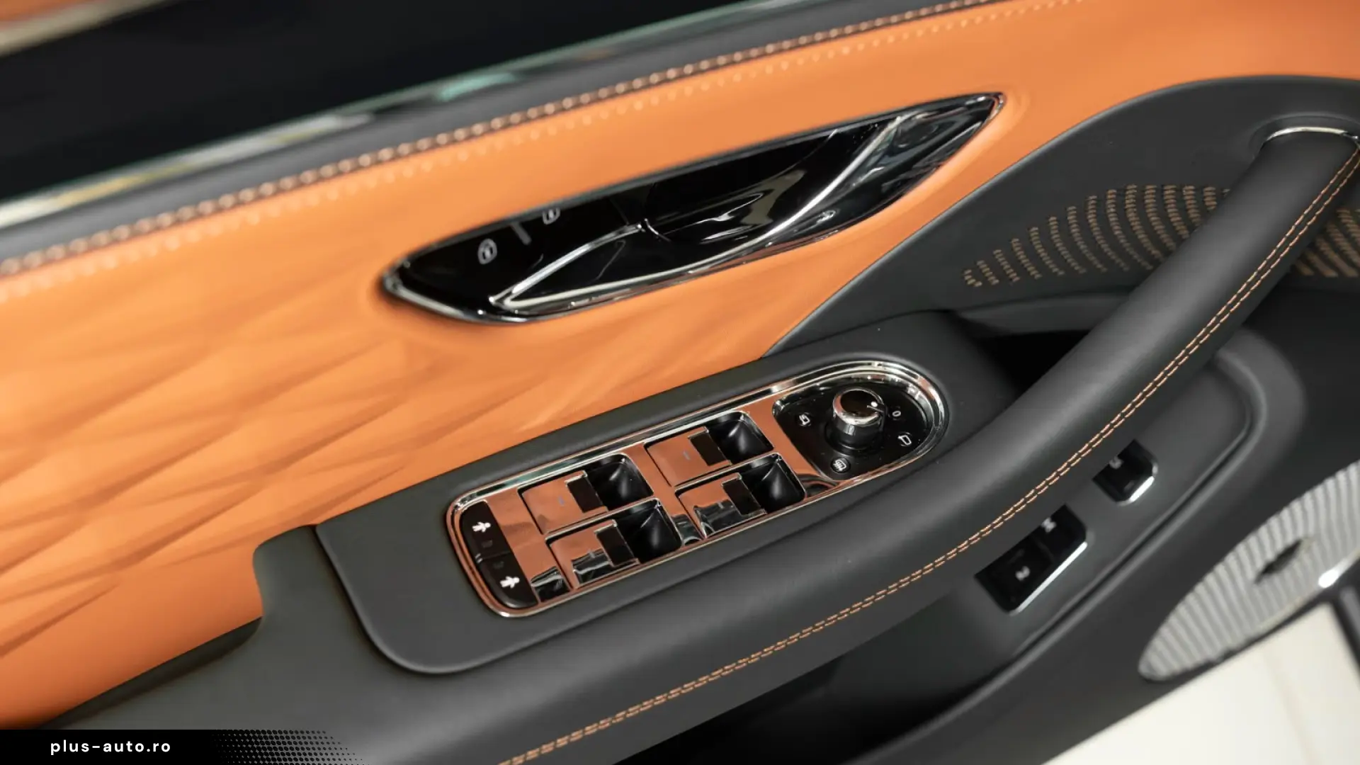 Bentley Flying Spur S V8 - Naim  Diamond Quilting