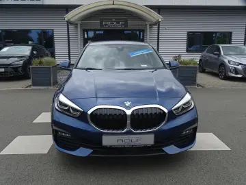 BMW 118i Advantage STEPTRONIC LED NAVI SHZG PDC DAB