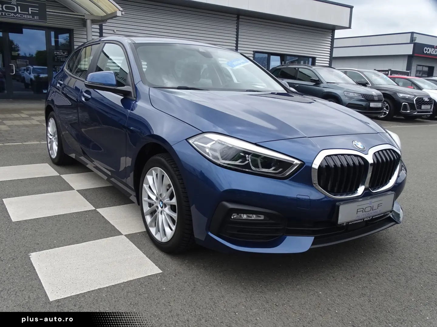 BMW 118i Advantage STEPTRONIC LED NAVI SHZG PDC DAB