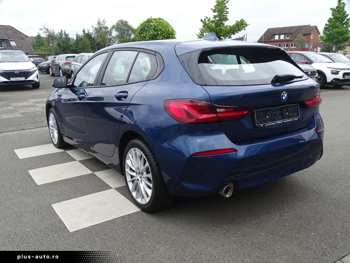 BMW 118i Advantage STEPTRONIC LED NAVI SHZG PDC DAB