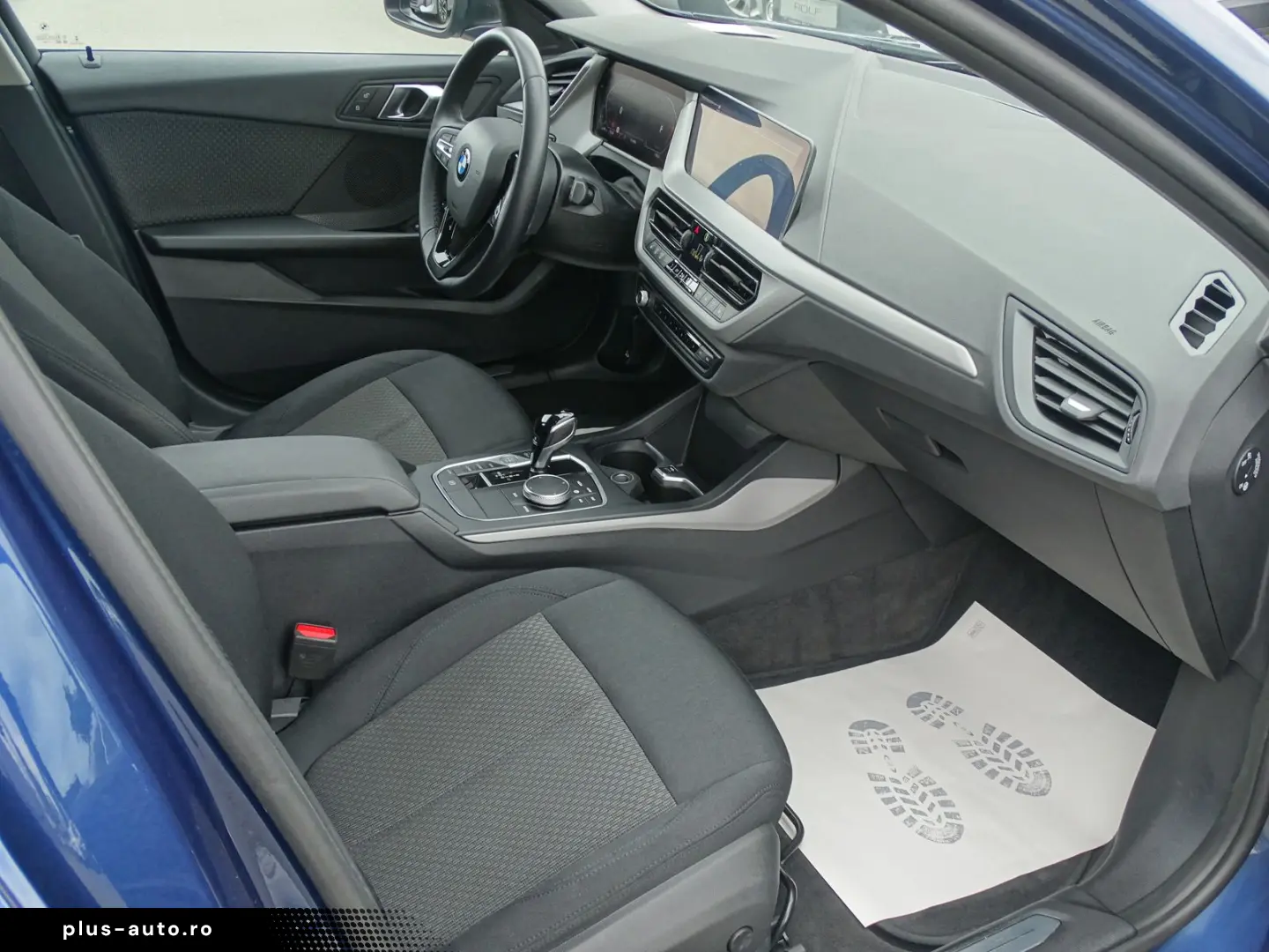 BMW 118i Advantage STEPTRONIC LED NAVI SHZG PDC DAB
