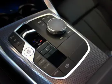 BMW 420dA xDrive Gran Coupé~M-SPORT UNFALLFREI DEUT
