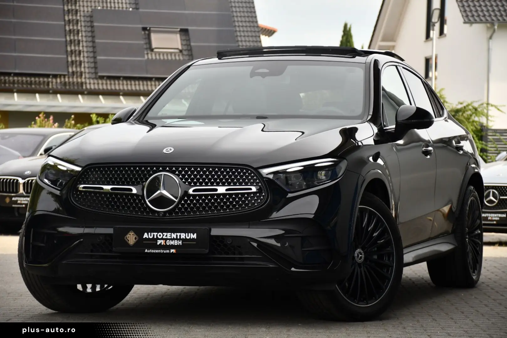 MERCEDES-BENZ GLC 300 d 4Matic Coupe AMG Paket Pano 360
