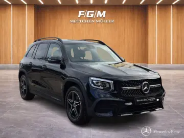 MERCEDES-BENZ GLB 220 d 4M AMG PANOD LED NIGHT R-KAM…