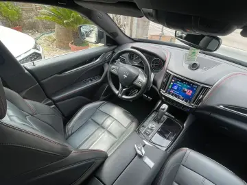 ANDERE Maserati Levante GT Ultima 330 CV