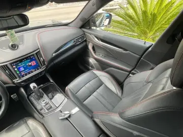 ANDERE Maserati Levante GT Ultima 330 CV