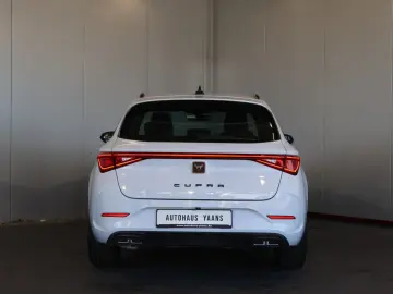 CUPRA Leon ST 1.5 eTSI AID ACC KEY CARPLAY KAM LED 18