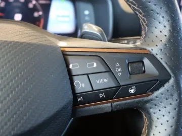 CUPRA Leon ST 1.5 eTSI AID ACC KEY CARPLAY KAM LED 18