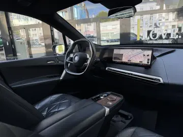 BMW iX xDr50 MSpo DAPro SkyLounge Laser Ventilation Bowers&W