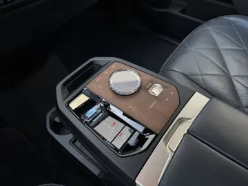 BMW iX xDr50 MSpo DAPro SkyLounge Laser Ventilation Bowers&W