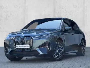 BMW iX xDr50 MSpo DAPro SkyLounge Laser Ventilation Bowers&W
