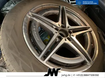 MERCEDES-BENZ EQC 400 4M 2x AMG Line HeadUp 360Kam Distronic