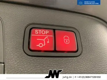 MERCEDES-BENZ EQC 400 4M 2x AMG Line HeadUp 360Kam Distronic