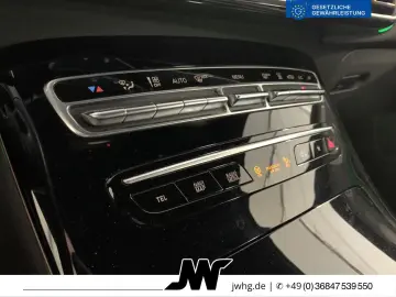 MERCEDES-BENZ EQC 400 4M 2x AMG Line HeadUp 360Kam Distronic