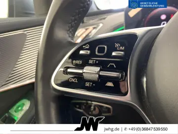 MERCEDES-BENZ EQC 400 4M 2x AMG Line HeadUp 360Kam Distronic
